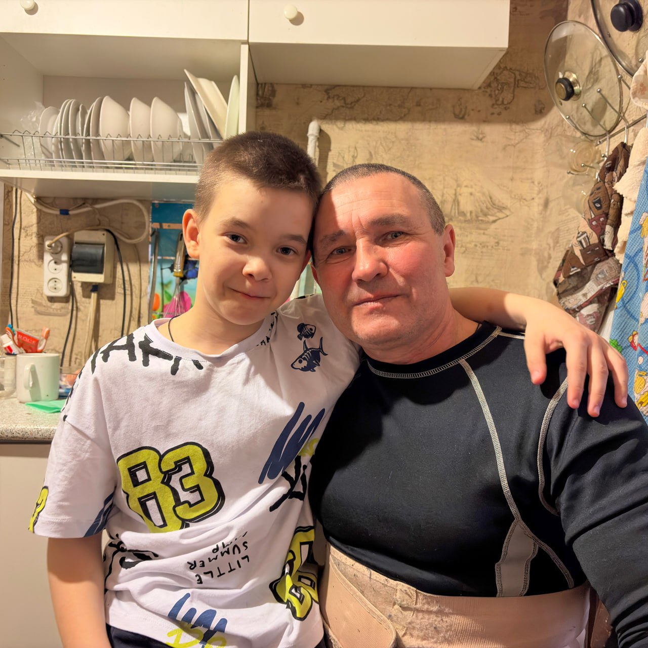 Помогли отцу и сыну после пожара